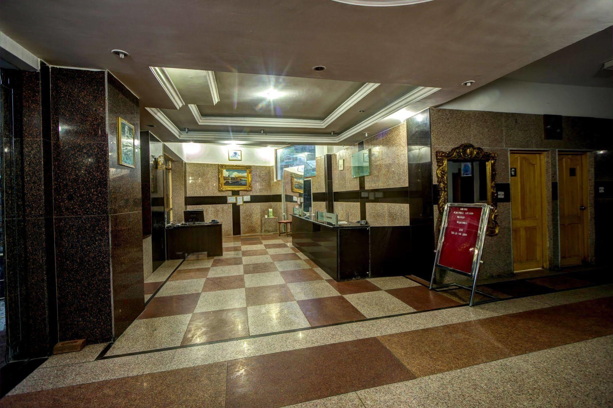 Kalinga Grand Hotel Manāli Exteriér fotografie