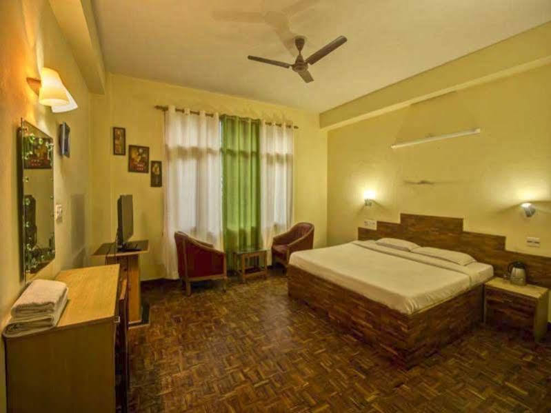 Kalinga Grand Hotel Manāli Exteriér fotografie